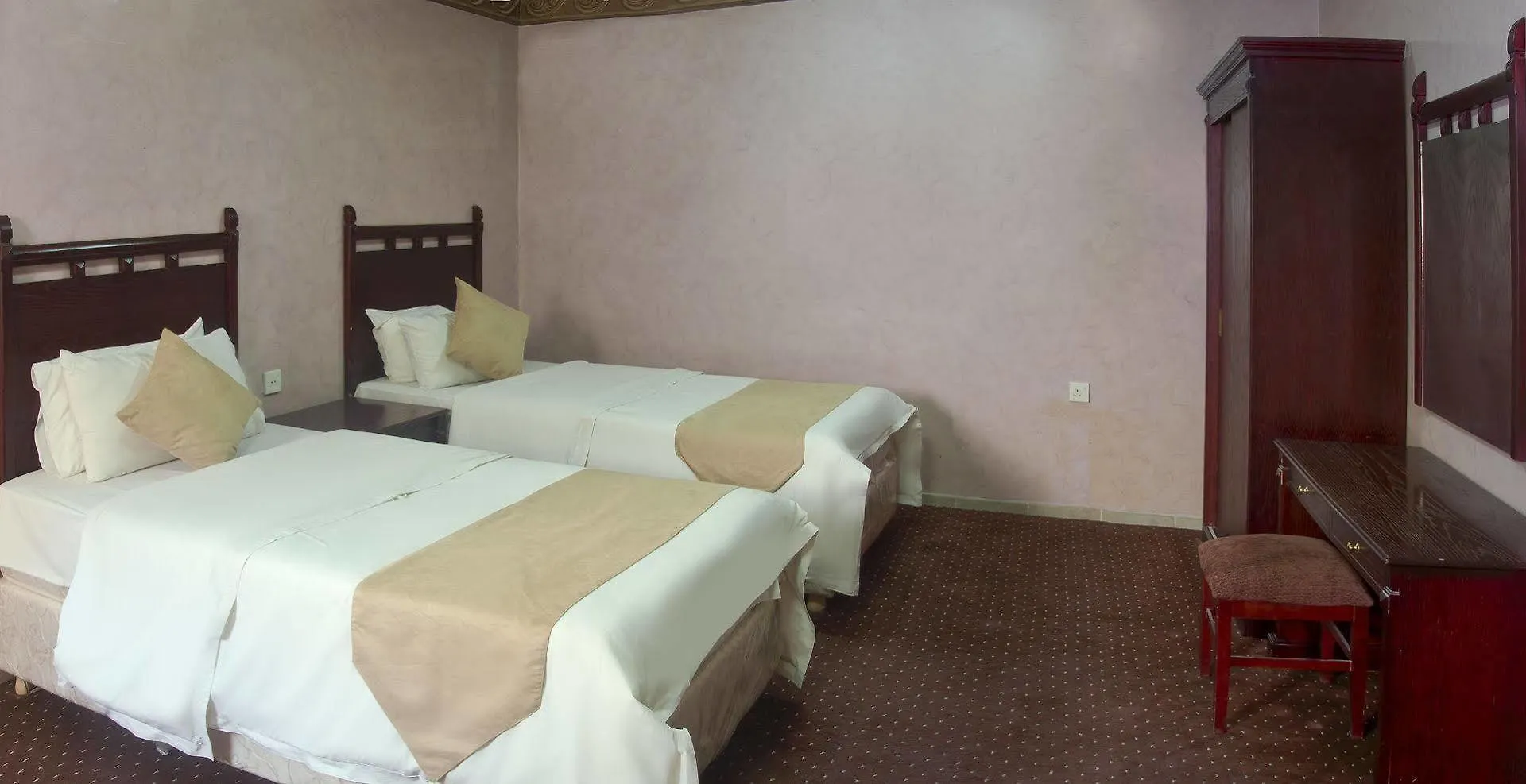Al Farhan Hotel Suites Al Aqiq Riyad 2*,